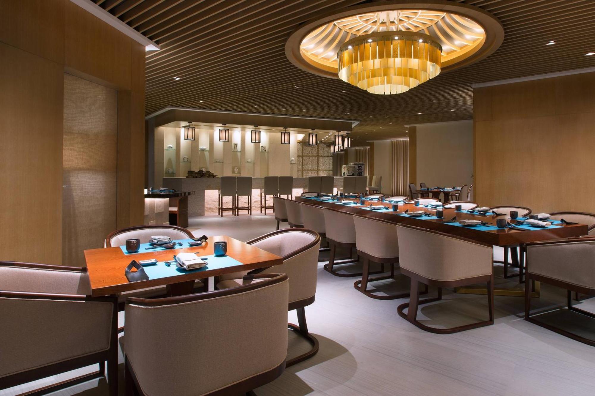 Sheraton Zhanjiang Hotel Esterno foto